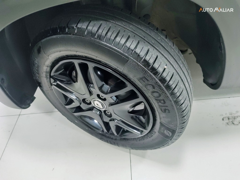 RENAULT KWID 1.0 12V SCE FLEX OUTSIDER MANUAL