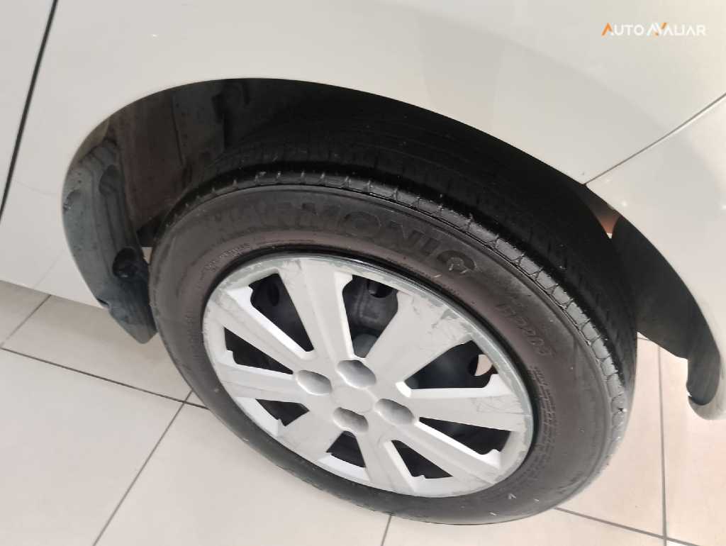 RENAULT SANDERO 1.0 12V SCE FLEX AUTHENTIQUE MANUAL