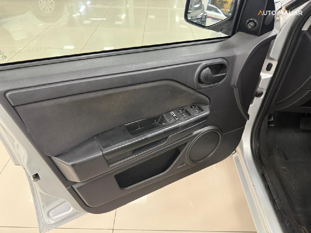 FORD ECOSPORT 2.0 XLS 16V FLEX 4P AUTOMATICO