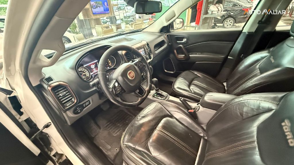 FIAT TORO 2.0 16V TURBO DIESEL VOLCANO 4WD AT9