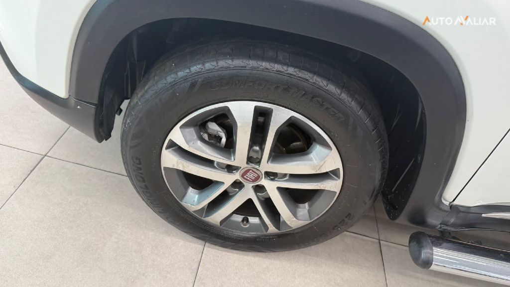 FIAT TORO 2.0 16V TURBO DIESEL VOLCANO 4WD AT9