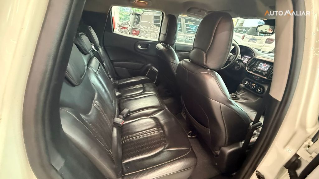 FIAT TORO 2.0 16V TURBO DIESEL VOLCANO 4WD AT9