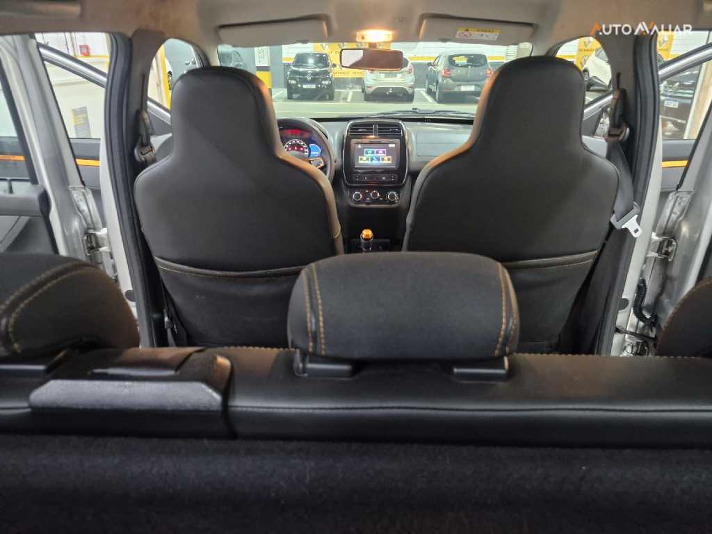 RENAULT KWID 1.0 12V SCE FLEX OUTSIDER MANUAL