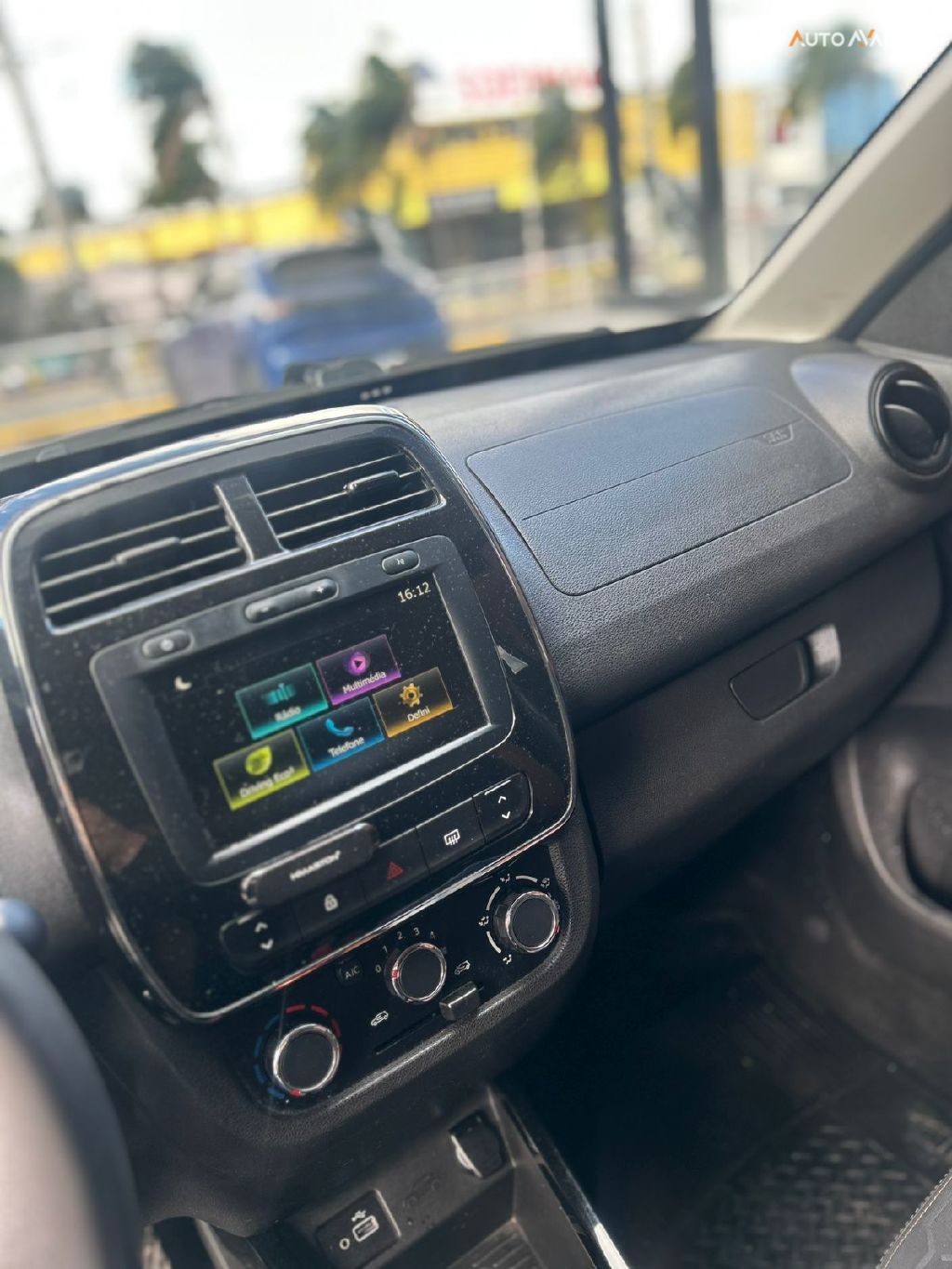 RENAULT KWID 1.0 12V SCE FLEX OUTSIDER MANUAL