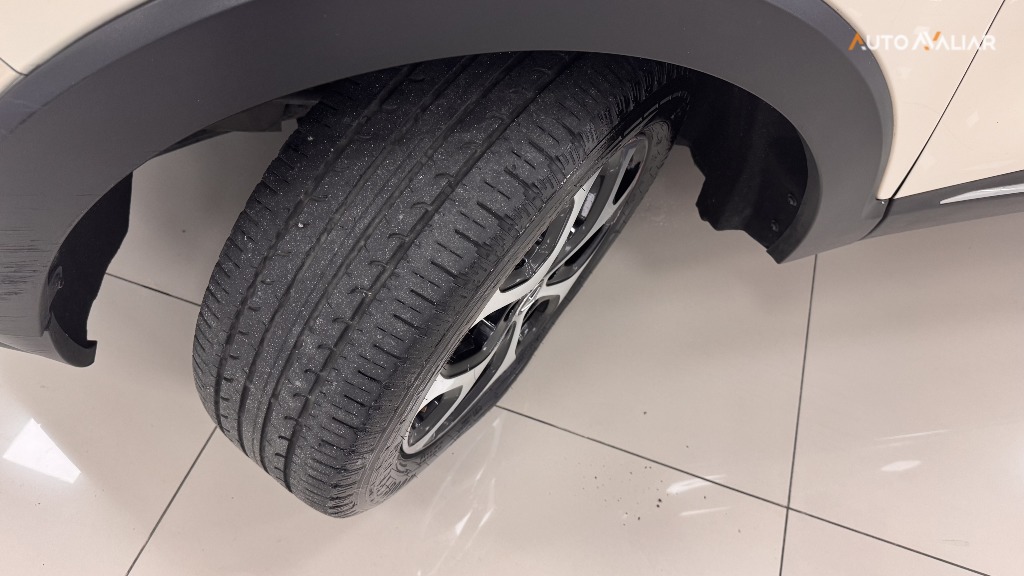 RENAULT CAPTUR 2.0 16V HI-FLEX INTENSE AUTOMATICO