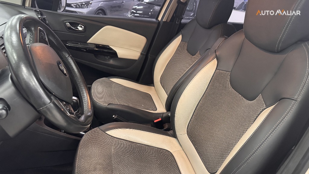 RENAULT CAPTUR 2.0 16V HI-FLEX INTENSE AUTOMATICO
