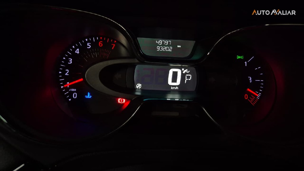 RENAULT CAPTUR 1.3 TCE FLEX ICONIC X-TRONIC