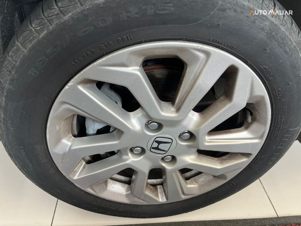 HONDA FIT 1.5 LX 16V FLEX 4P AUTOMATICO