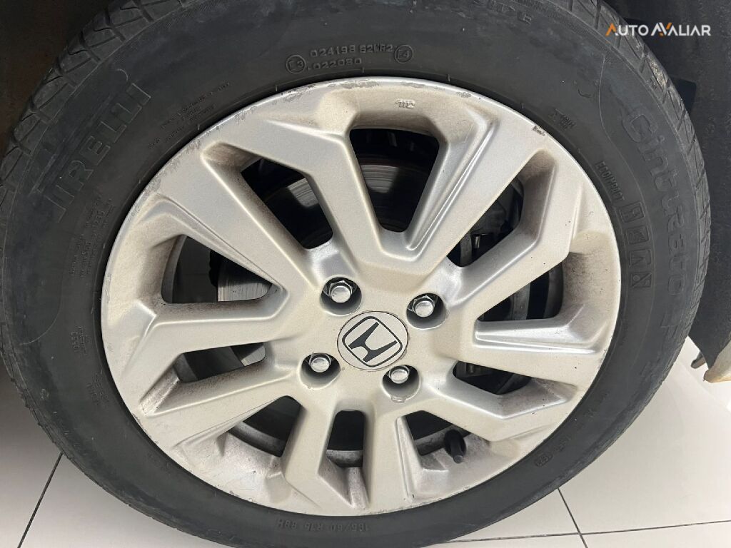 HONDA FIT 1.5 LX 16V FLEX 4P AUTOMATICO