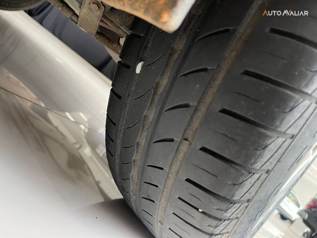 HONDA FIT 1.5 LX 16V FLEX 4P AUTOMATICO