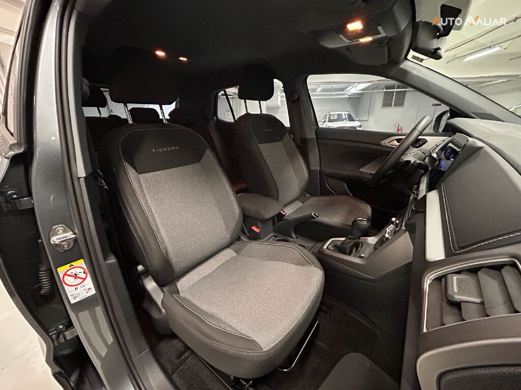 VOLKSWAGEN T-CROSS 1.0 200 TSI TOTAL FLEX AUTOM&Aacute;TICO