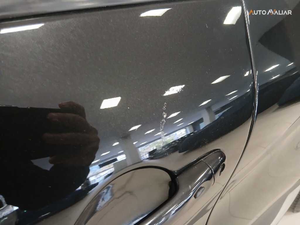 RENAULT CAPTUR 2.0 16V HI-FLEX INTENSE AUTOMATICO