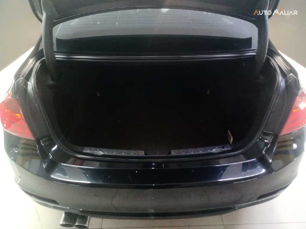 BMW 328I 2.0 SPORT GP 16V ACTIVEFLEX 4P AUTOMATICO