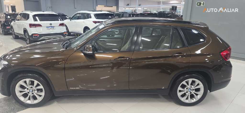 BMW X1 2.0 16V GASOLINA SDRIVE18I 4P AUTOMATICO