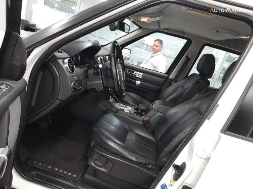 LAND ROVER DISCOVERY 4 3.0 SE 4X4 V6 24V BI-TURBO DIESEL 4P AUTOMATICO