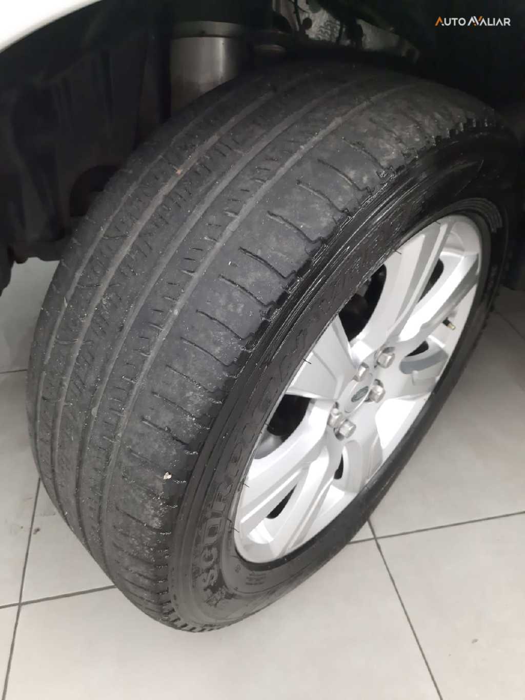 LAND ROVER DISCOVERY 4 3.0 SE 4X4 V6 24V BI-TURBO DIESEL 4P AUTOMATICO