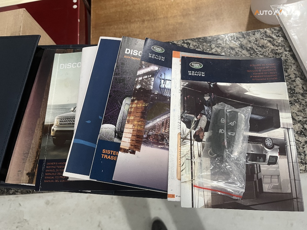 LAND ROVER DISCOVERY 4 3.0 SE 4X4 V6 24V BI-TURBO DIESEL 4P AUTOMATICO