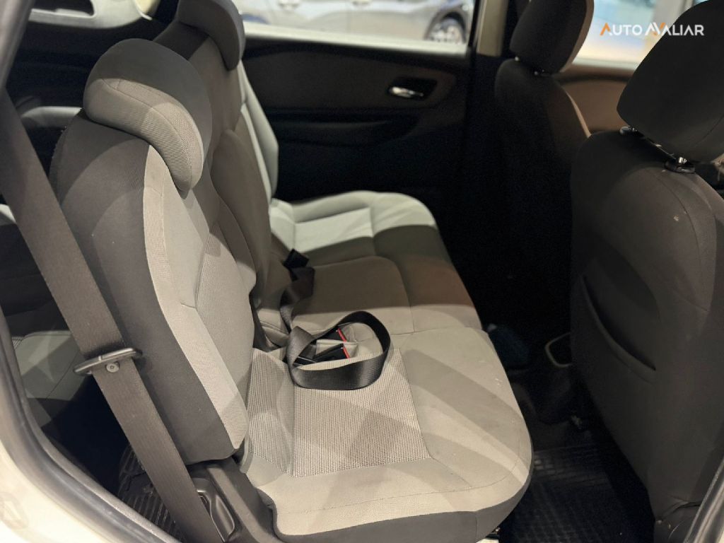 CHEVROLET SPIN 1.8 LTZ 8V FLEX 4P MANUAL