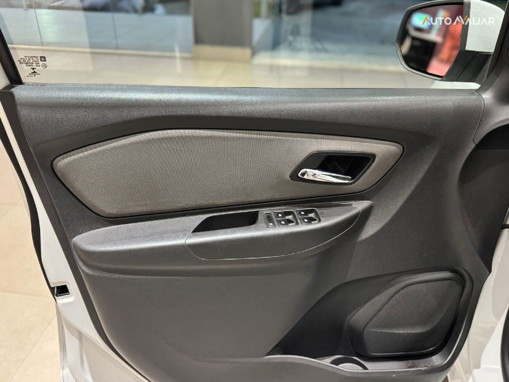 CHEVROLET SPIN 1.8 LTZ 8V FLEX 4P MANUAL