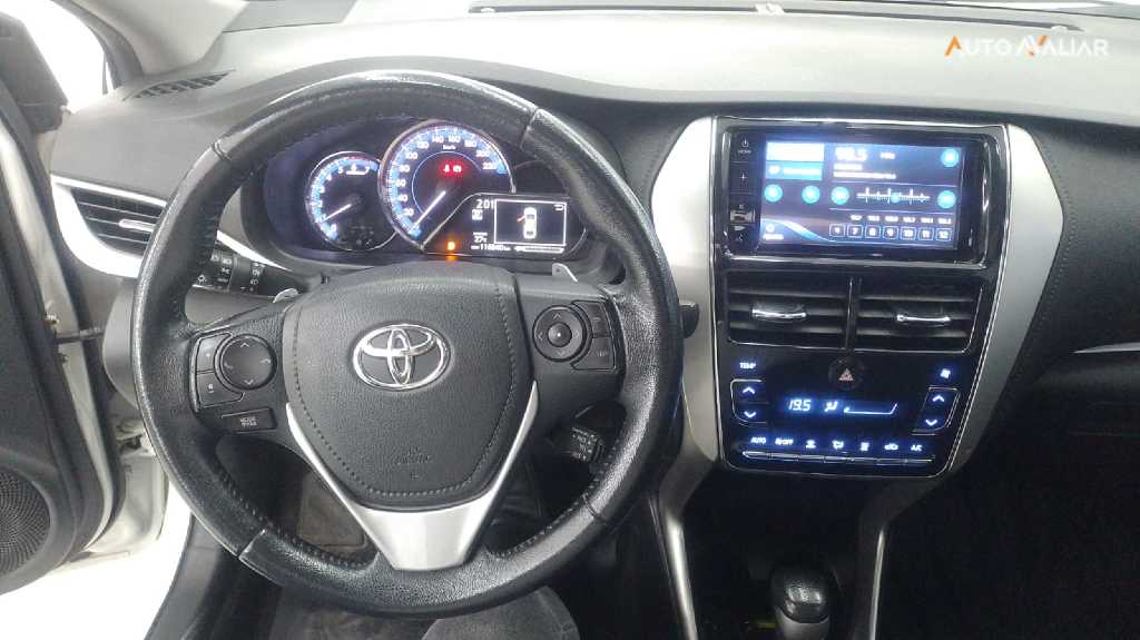 TOYOTA YARIS 1.5 16V FLEX SEDAN XLS CONNECT MULTIDRIVE
