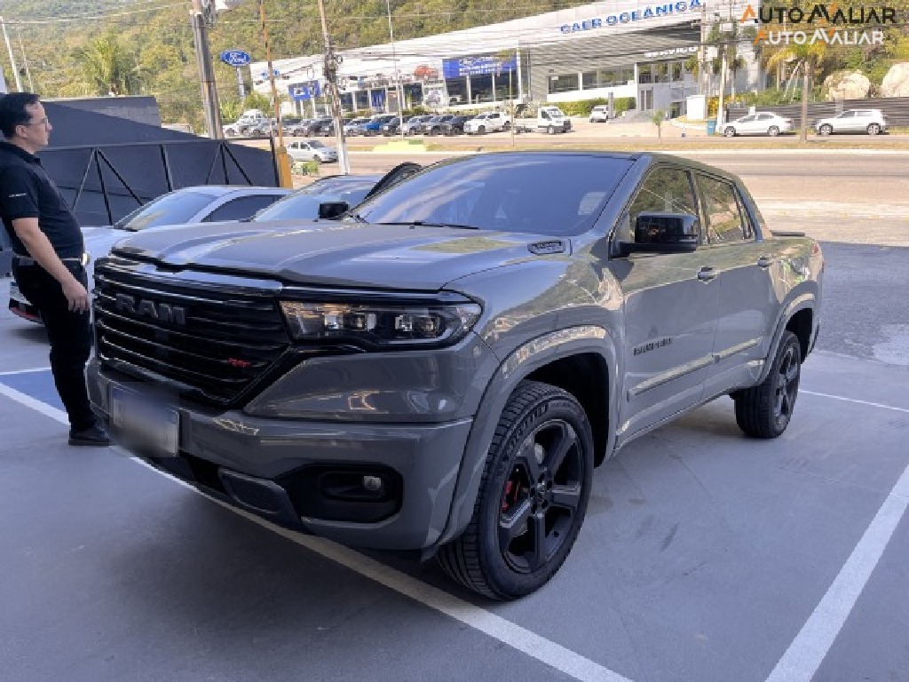 RAM RAMPAGE 2.0 HURRICANE 4 TURBO GASOLINA R/T 4X4 AUTOM&Aacute;TICO