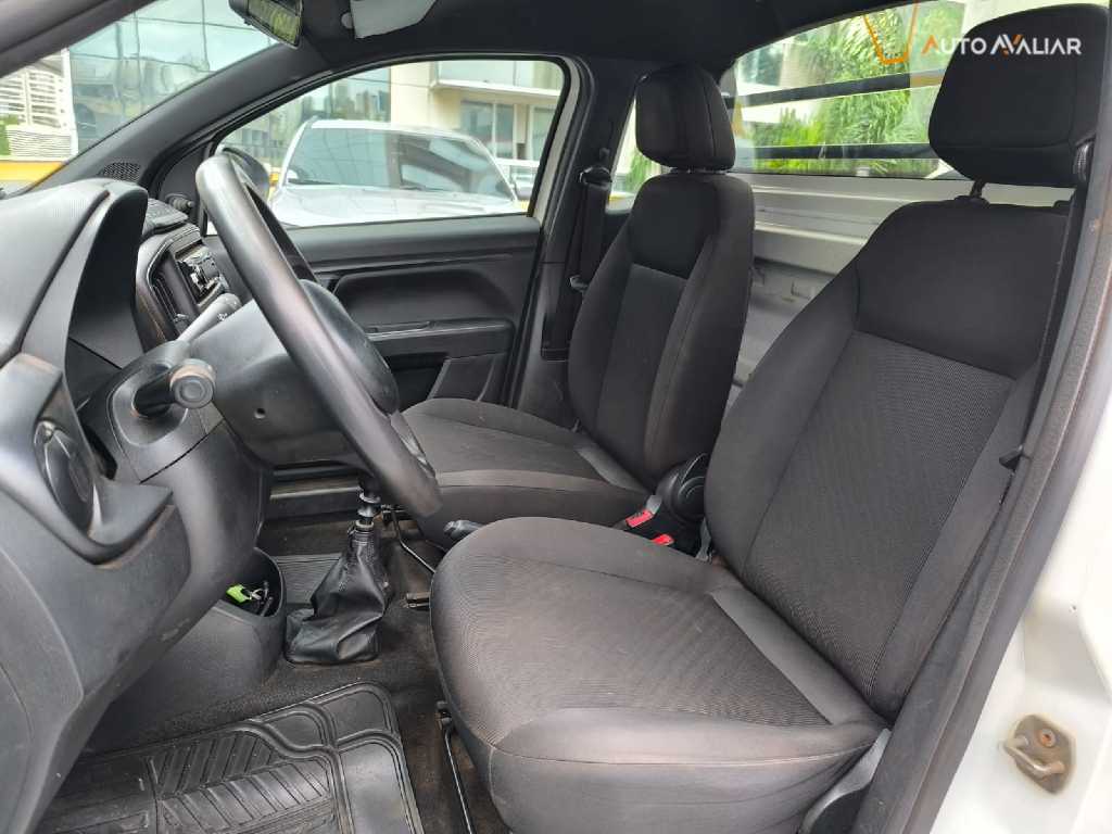 FIAT STRADA 1.4 FIRE FLEX ENDURANCE CS MANUAL