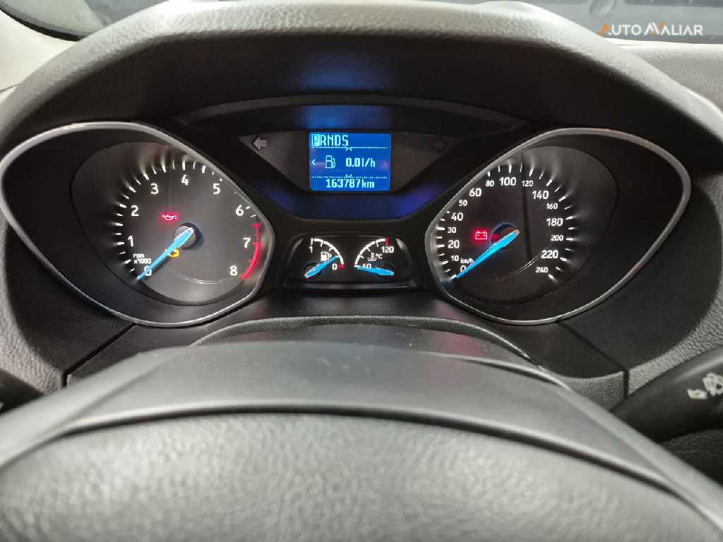 FORD FOCUS 2.0 SE PLUS 16V FLEX 4P POWERSHIFT