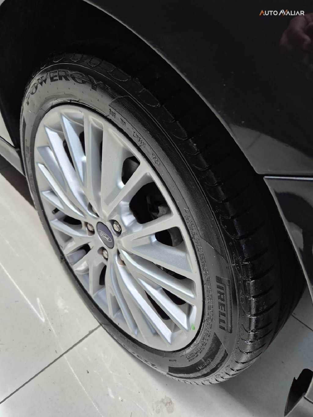 FORD FOCUS 2.0 SE PLUS 16V FLEX 4P POWERSHIFT