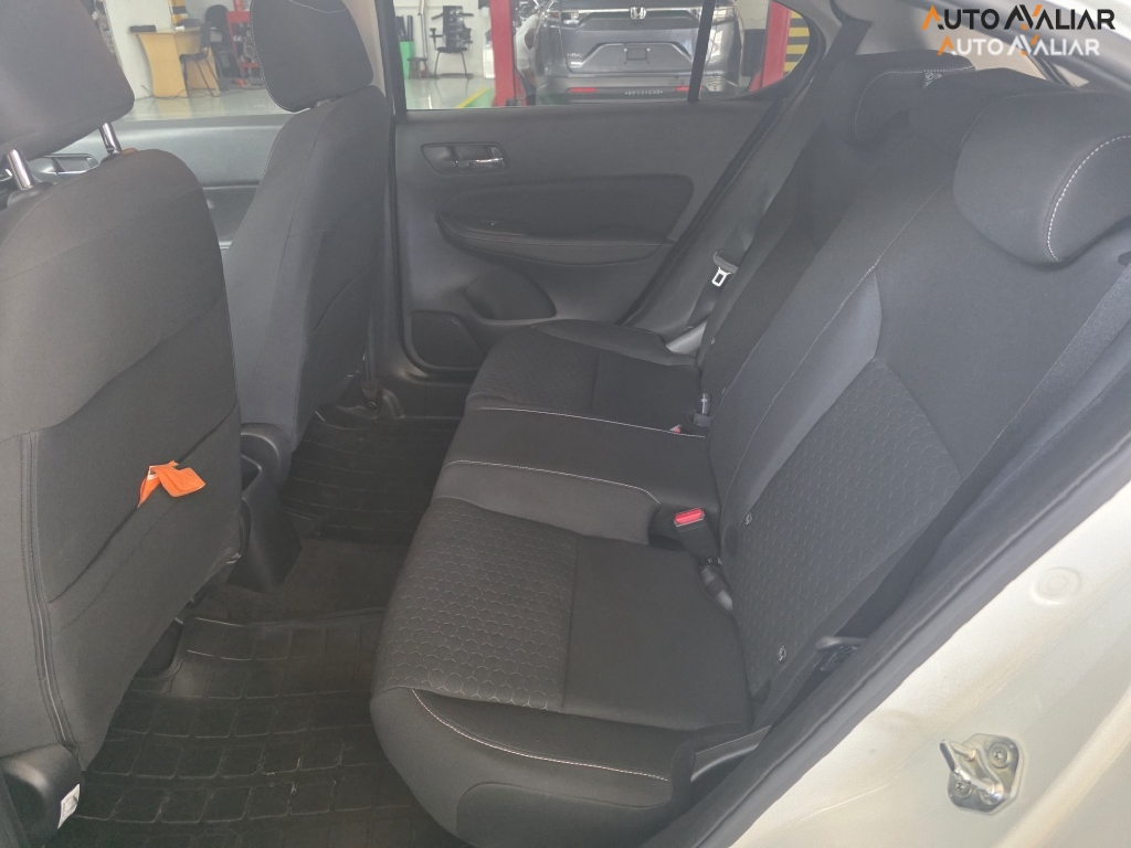 HONDA CITY 1.5 I-VTEC FLEX HATCH EX CVT