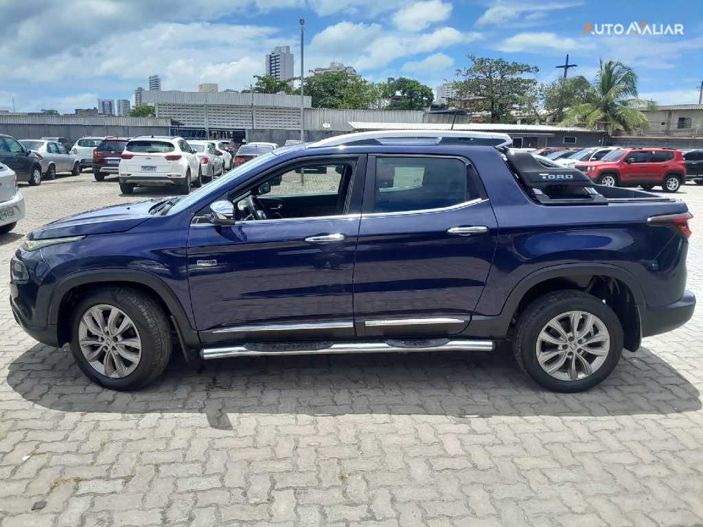 FIAT TORO 2.0 16V TURBO DIESEL RANCH 4WD AT9