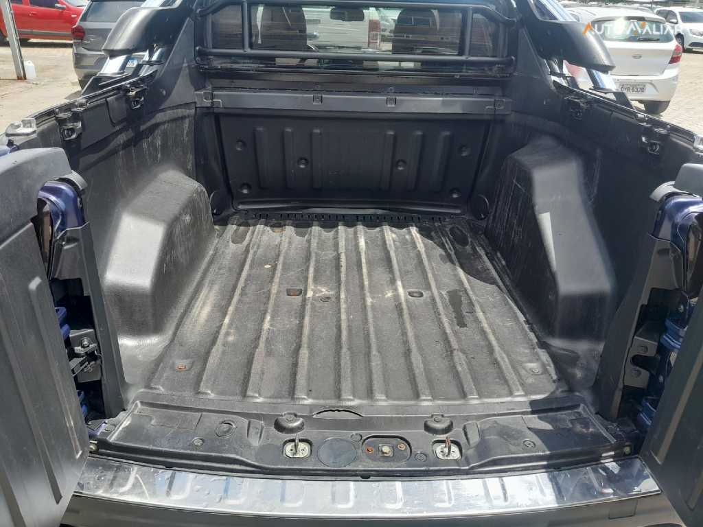 FIAT TORO 2.0 16V TURBO DIESEL RANCH 4WD AT9