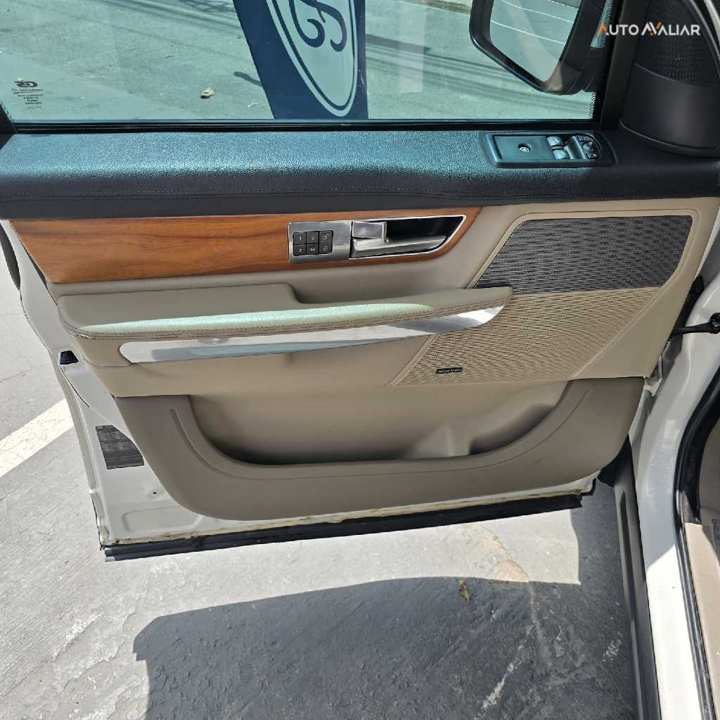 LAND ROVER RANGE ROVER SPORT 5.0 HSE SUPERCHARGED 4X4 V8 32V GASOLINA 4P AUTOMATICO