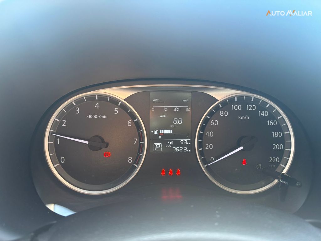 NISSAN KICKS PLAY 1.6 16V FLEXSTART ADVANCE PLUS XTRONIC