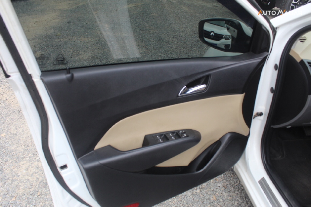 HYUNDAI HB20 1.6 PREMIUM 16V FLEX 4P AUTOMATICO