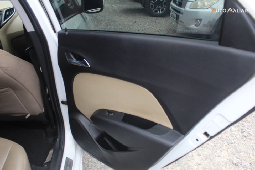 HYUNDAI HB20 1.6 PREMIUM 16V FLEX 4P AUTOMATICO