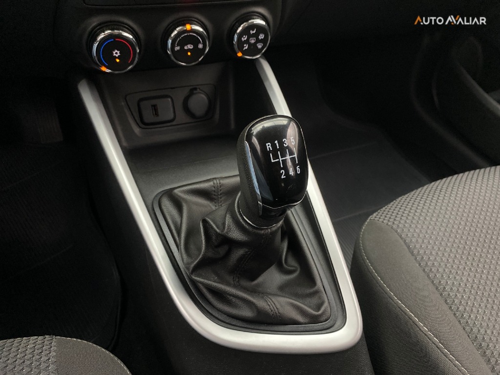 CHEVROLET ONIX 1.0 TURBO FLEX LT MANUAL