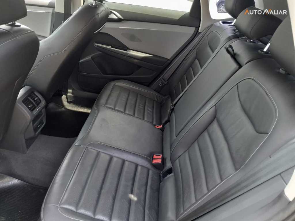 VOLKSWAGEN TAOS 1.4 250 TSI TOTAL FLEX COMFORTLINE AUTOM&Aacute;TICO