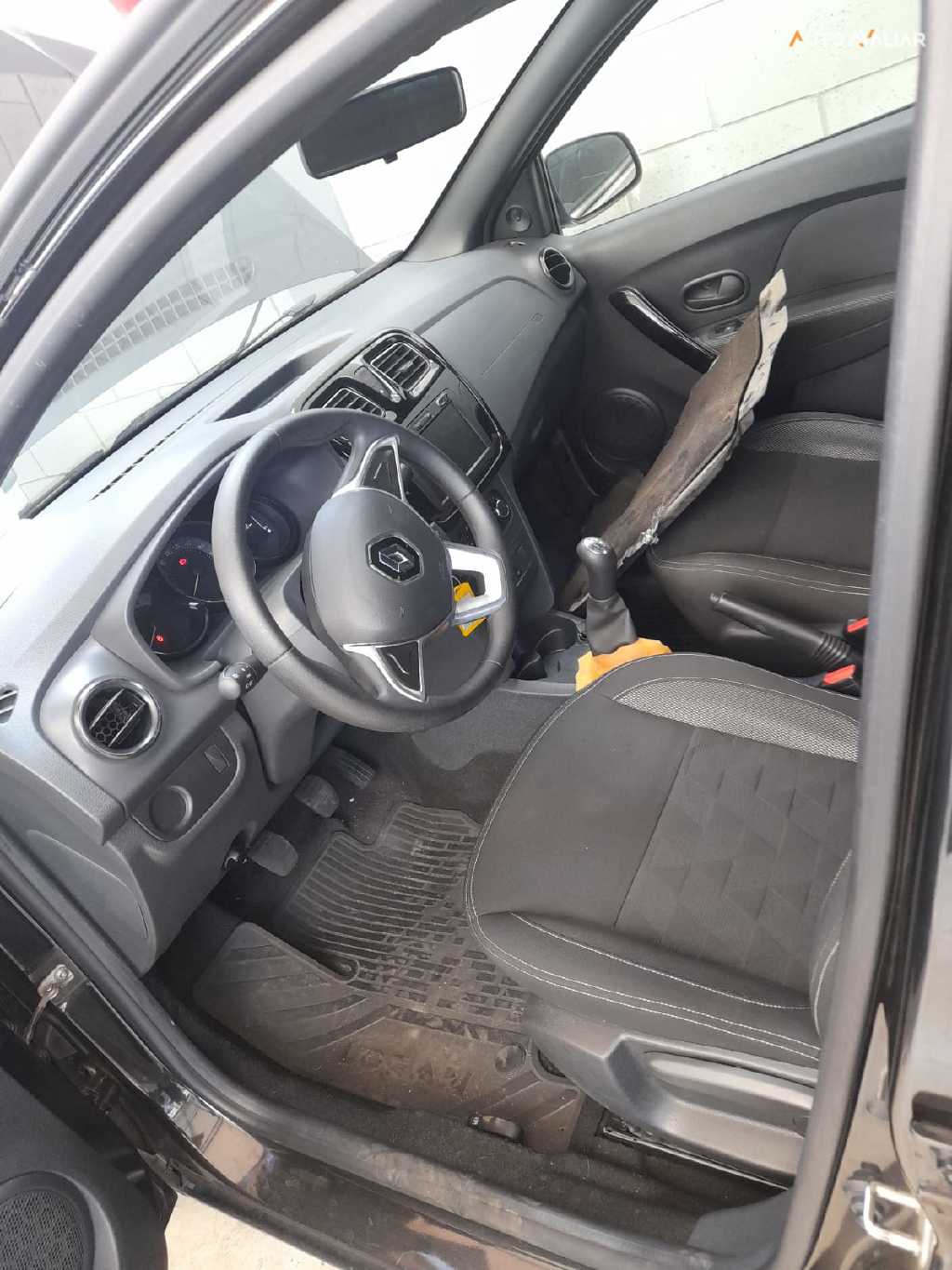 RENAULT LOGAN 1.0  12V SCE FLEX ZEN MANUAL