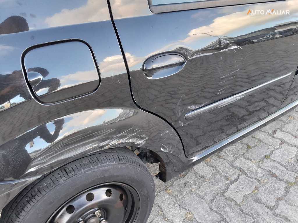 RENAULT LOGAN 1.6 EXPRESSION 8V FLEX 4P MANUAL