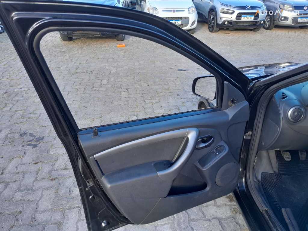 RENAULT LOGAN 1.6 EXPRESSION 8V FLEX 4P MANUAL