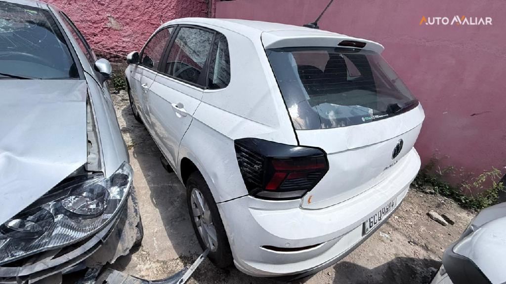 VOLKSWAGEN POLO 1.0 170 TSI COMFORTLINE AUTOM&Aacute;TICO
