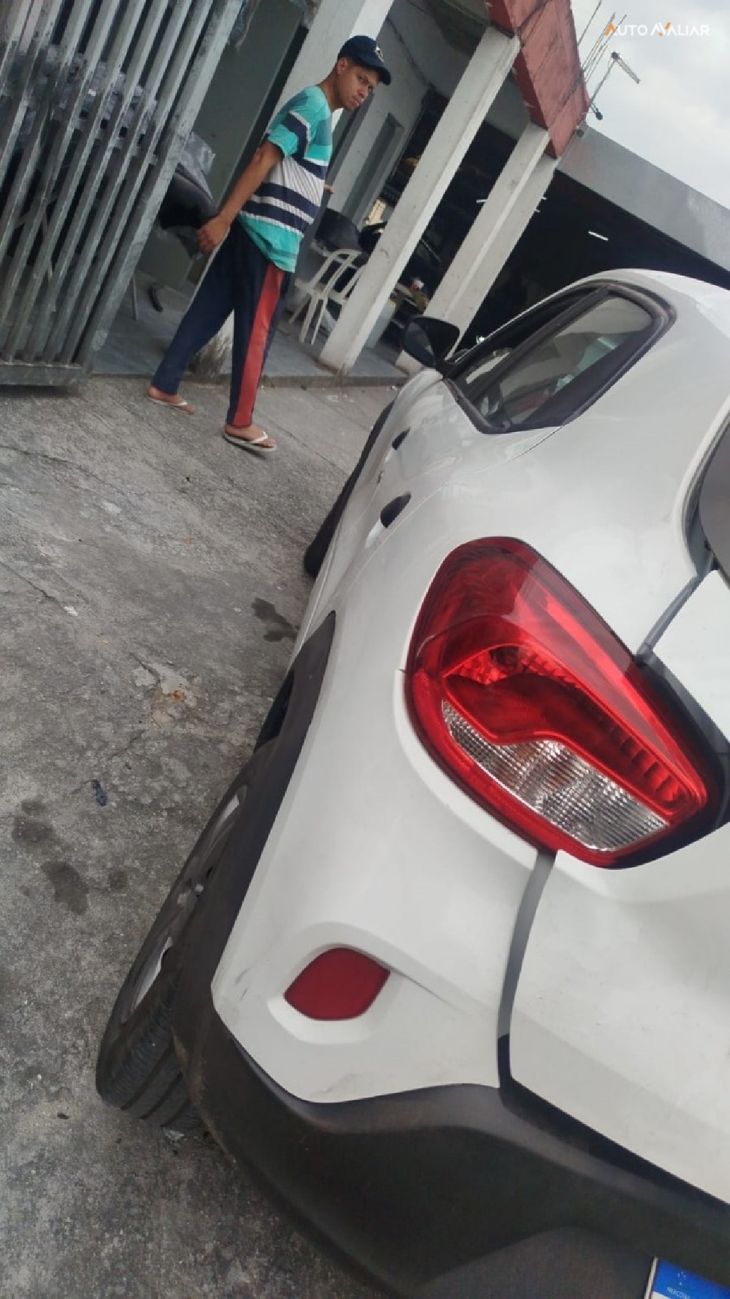 RENAULT KWID 1.0 12V SCE FLEX ZEN MANUAL