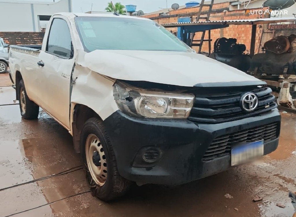 TOYOTA HILUX CS 4X4 2.8 TDI DIESEL MEC.