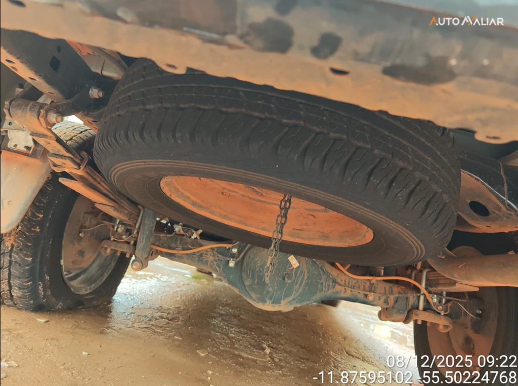 TOYOTA HILUX CS 4X4 2.8 TDI DIESEL MEC.