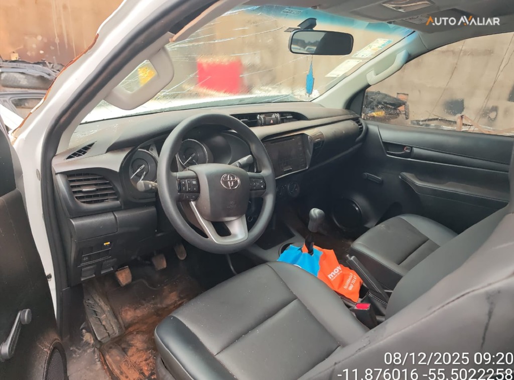 TOYOTA HILUX CS 4X4 2.8 TDI DIESEL MEC.