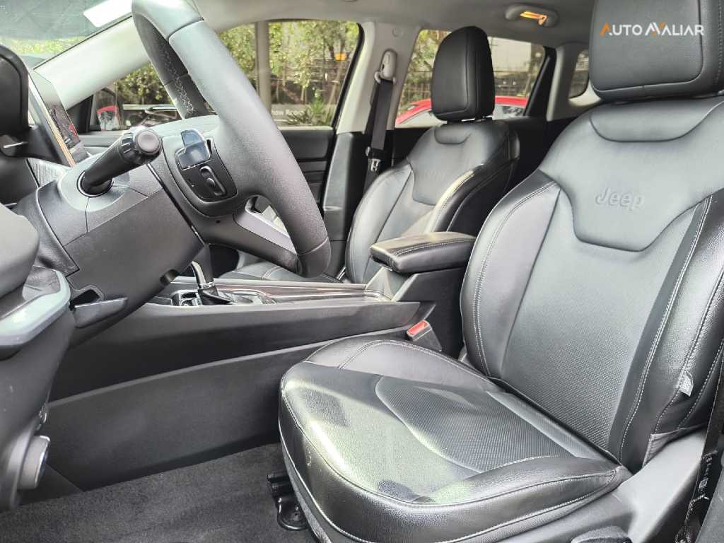 JEEP COMPASS 1.3 T270 TURBO FLEX LONGITUDE AT6