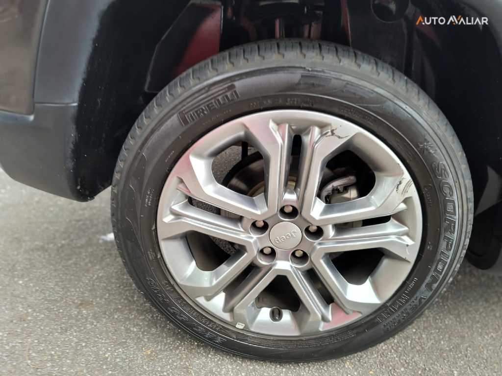 JEEP COMPASS 1.3 T270 TURBO FLEX LONGITUDE AT6