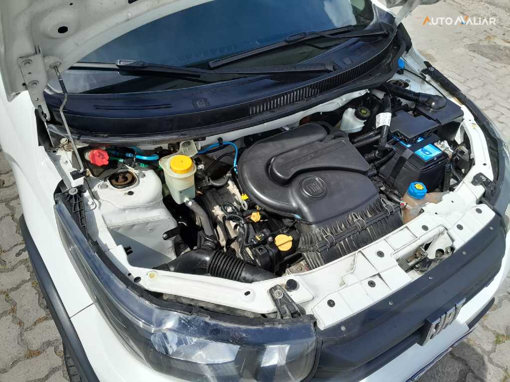 FIAT MOBI 1.0 EVO FLEX TREKKING MANUAL