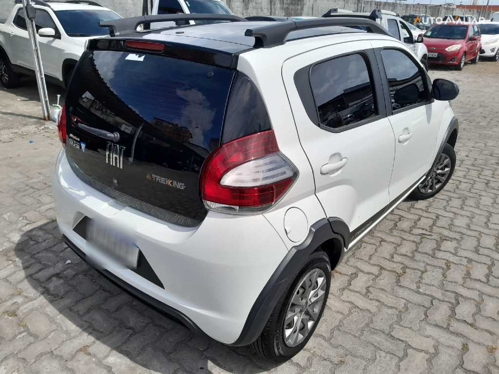 FIAT MOBI 1.0 EVO FLEX TREKKING MANUAL