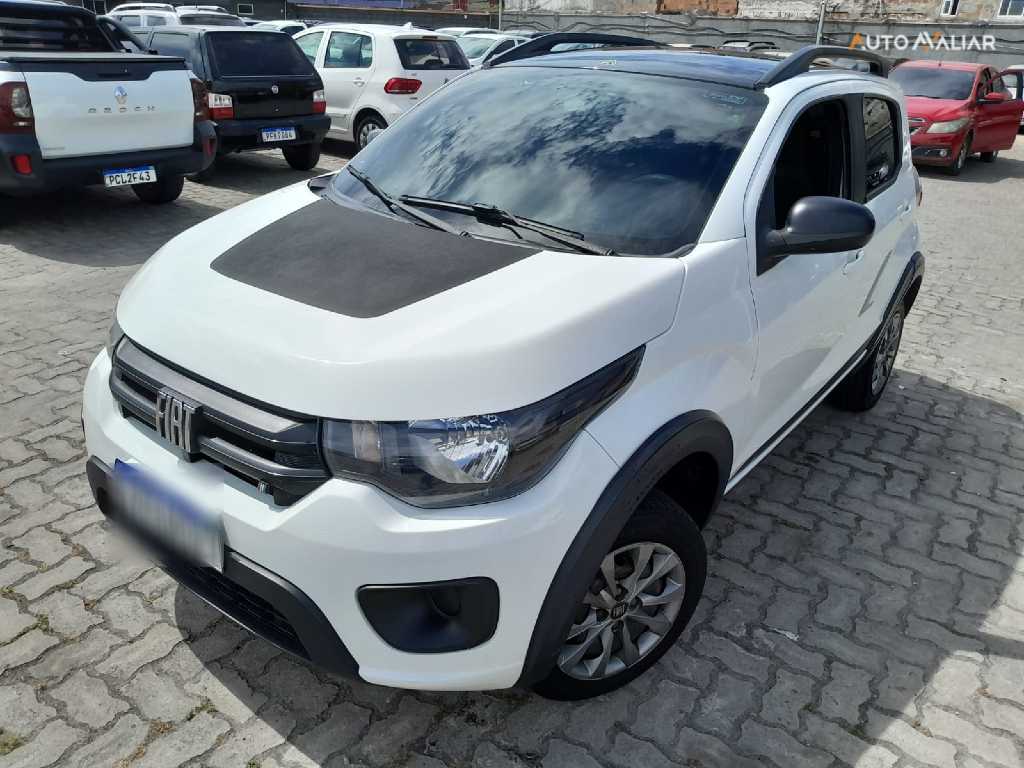 FIAT MOBI 1.0 EVO FLEX TREKKING MANUAL